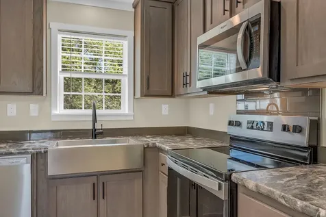 14 Woodland Park Troy NH 03465