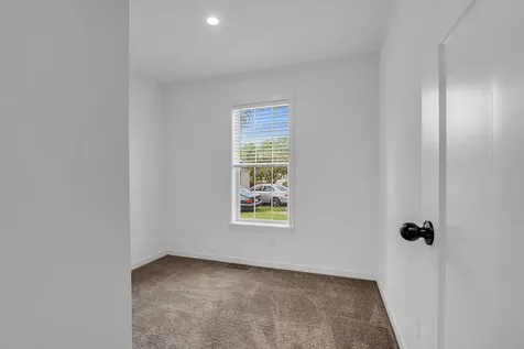 14 Woodland Park Troy NH 03465