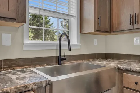 14 Woodland Park Troy NH 03465