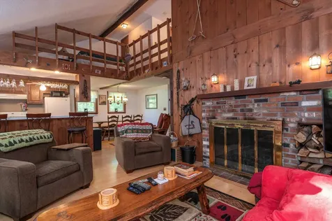 559 Pratt Bridge Road Jamaica VT 05343