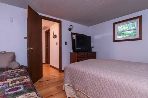 559 Pratt Bridge Road Jamaica VT 05343