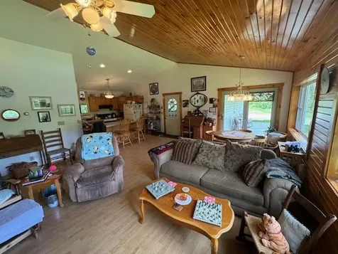 990 Vt Route 15 E Hardwick VT 05843