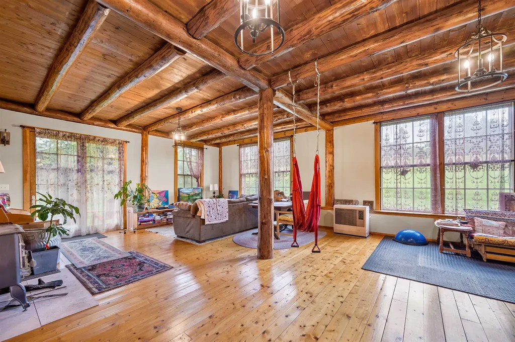 1915 East Hill Road Calais VT 05650