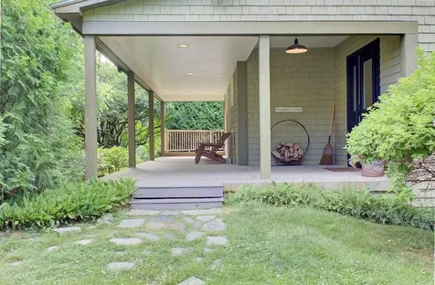 1396 Pelots Point Road North Hero VT 05474