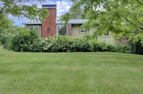 1396 Pelots Point Road North Hero VT 05474