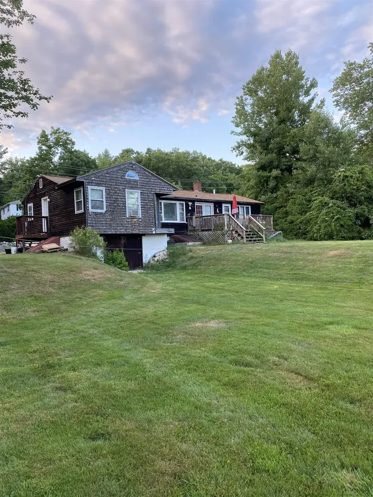 325 Whitehall Road Hooksett NH 03106