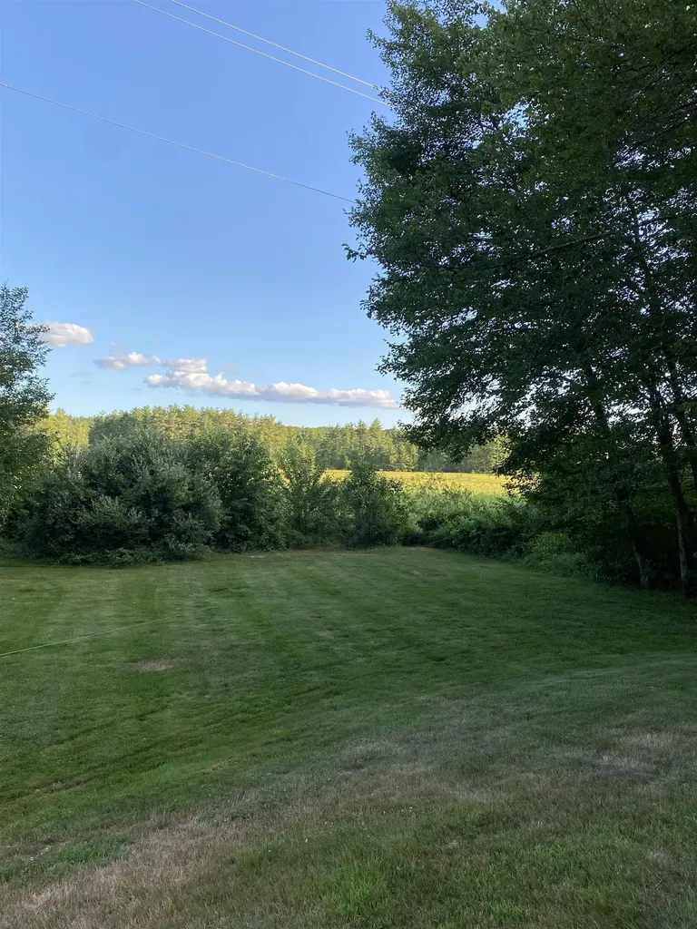 325 Whitehall Road Hooksett NH 03106