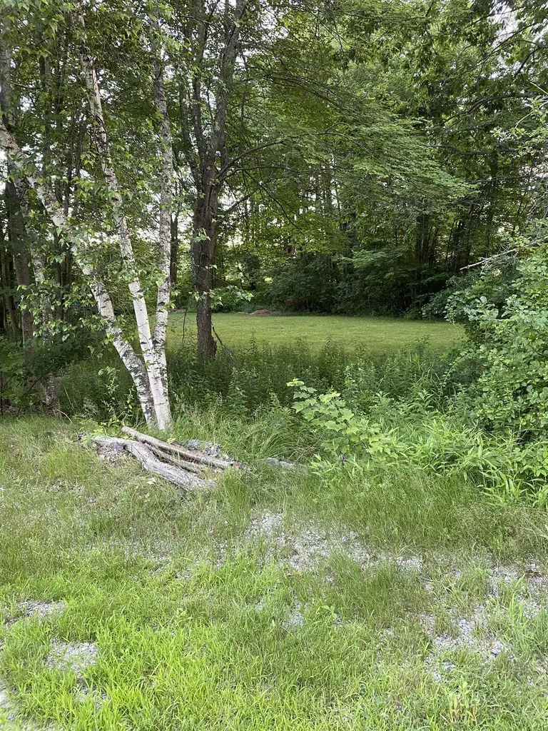 325 Whitehall Road Hooksett NH 03106
