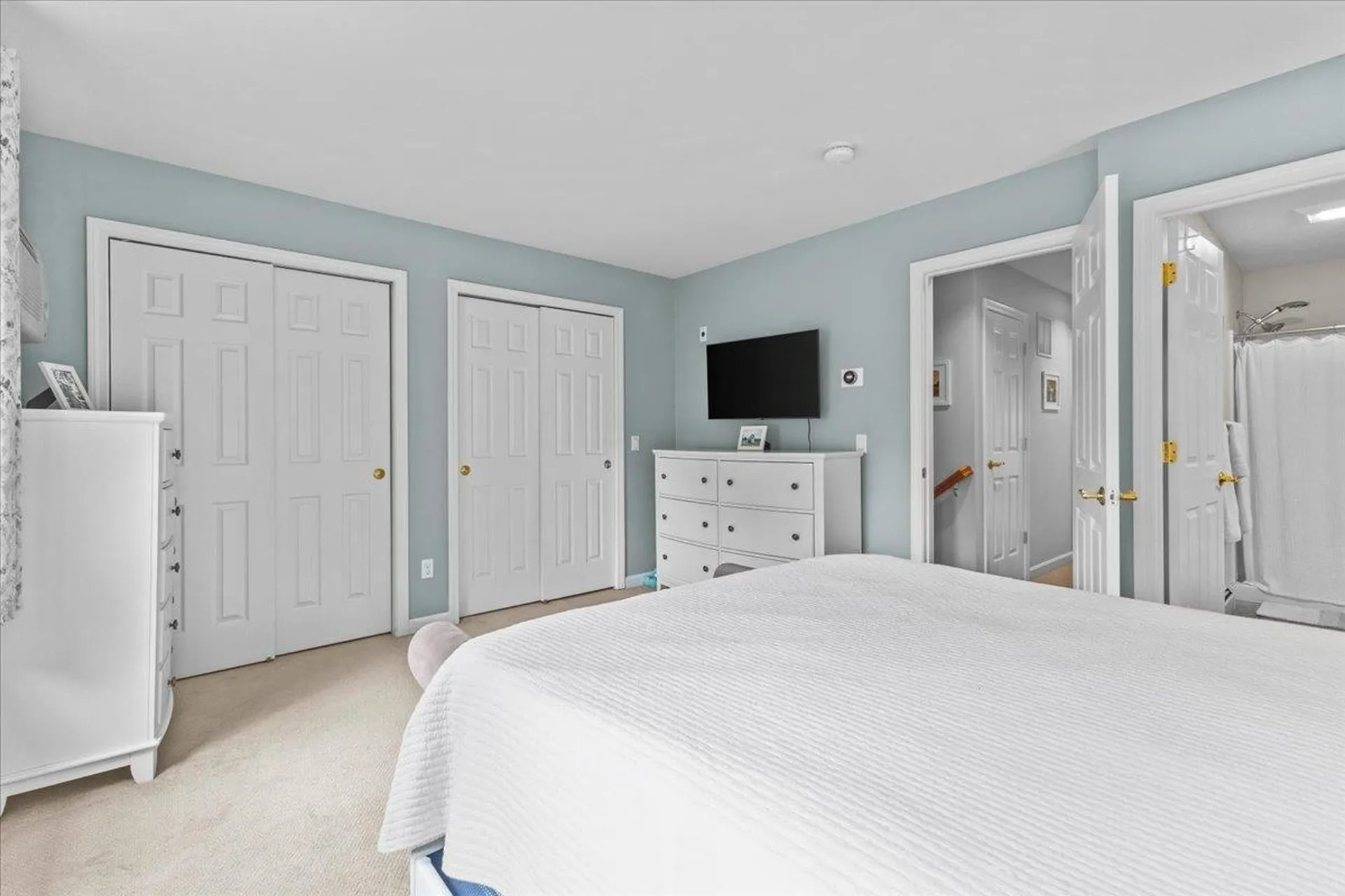 82 Finch Court South Burlington VT 05403