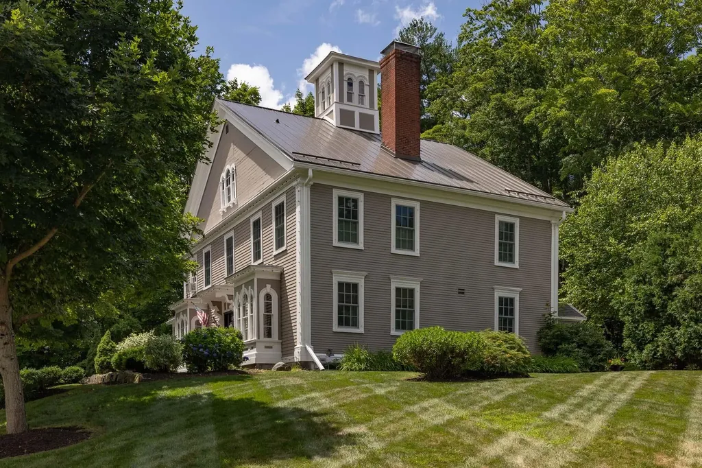 62 Main Street Newfields NH 03856