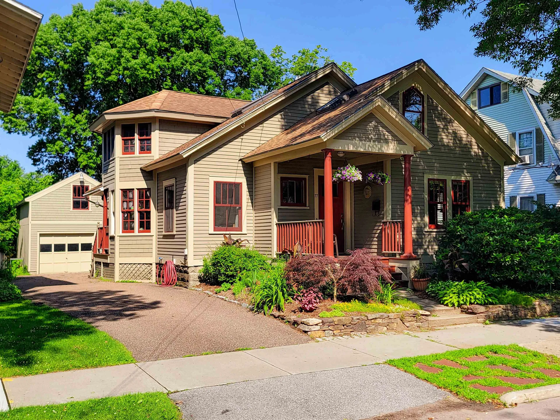 77 Charlotte Street Burlington VT 05401