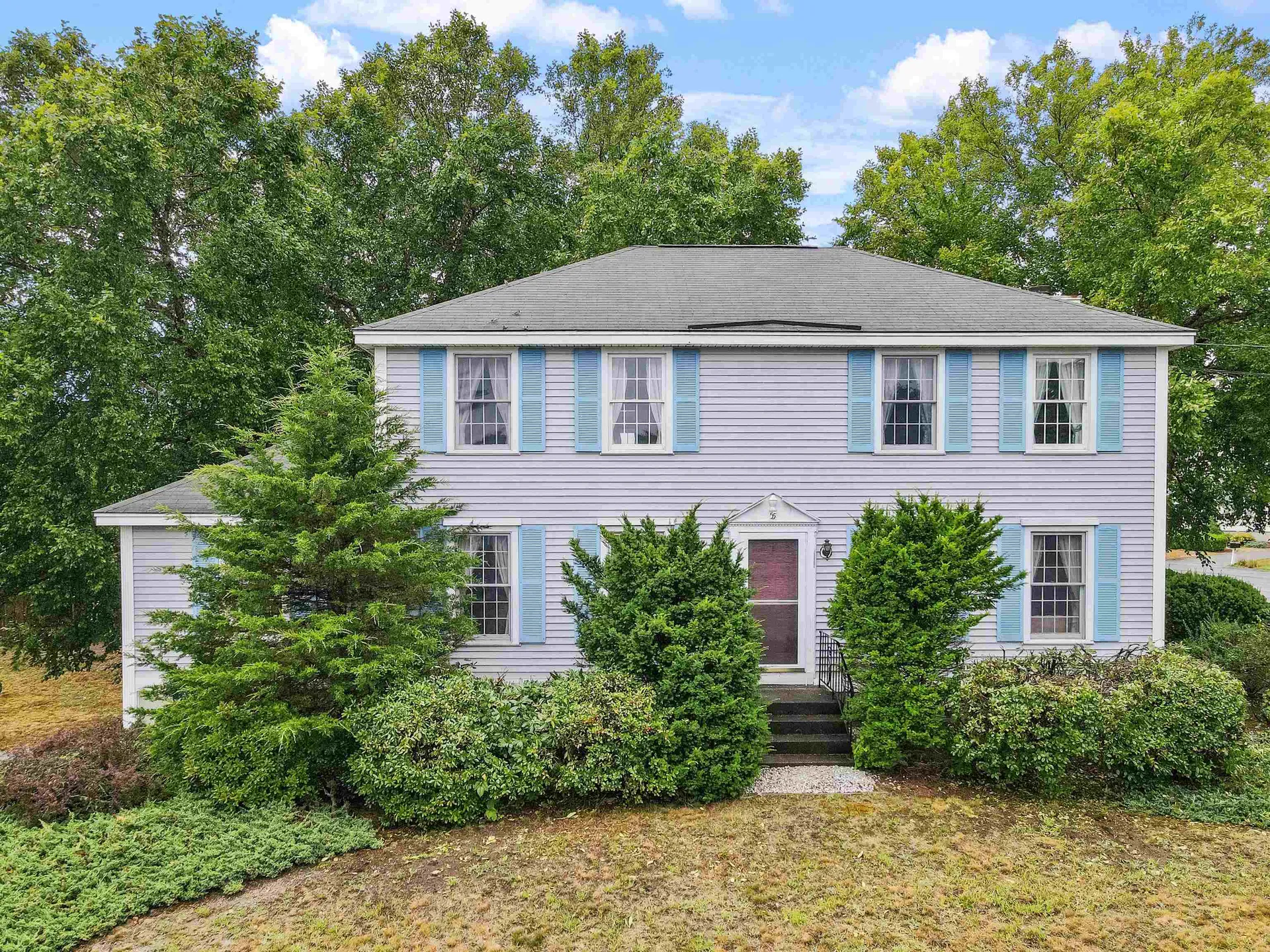 55 Aaron Drive Manchester NH 03109