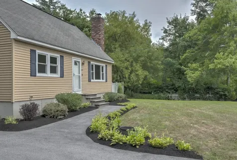 42 Brookside Drive Merrimack NH 03054