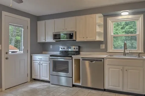 42 Brookside Drive Merrimack NH 03054