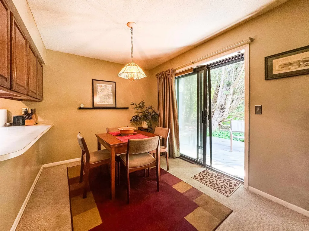 107 Twin Oaks Terrace South Burlington VT 05403