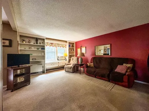 107 Twin Oaks Terrace South Burlington VT 05403