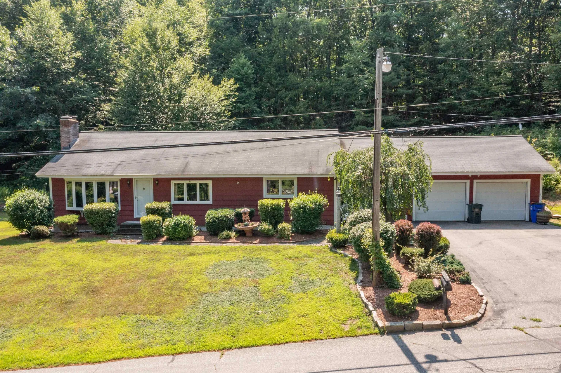 63 Montelona Road Goffstown NH 03045