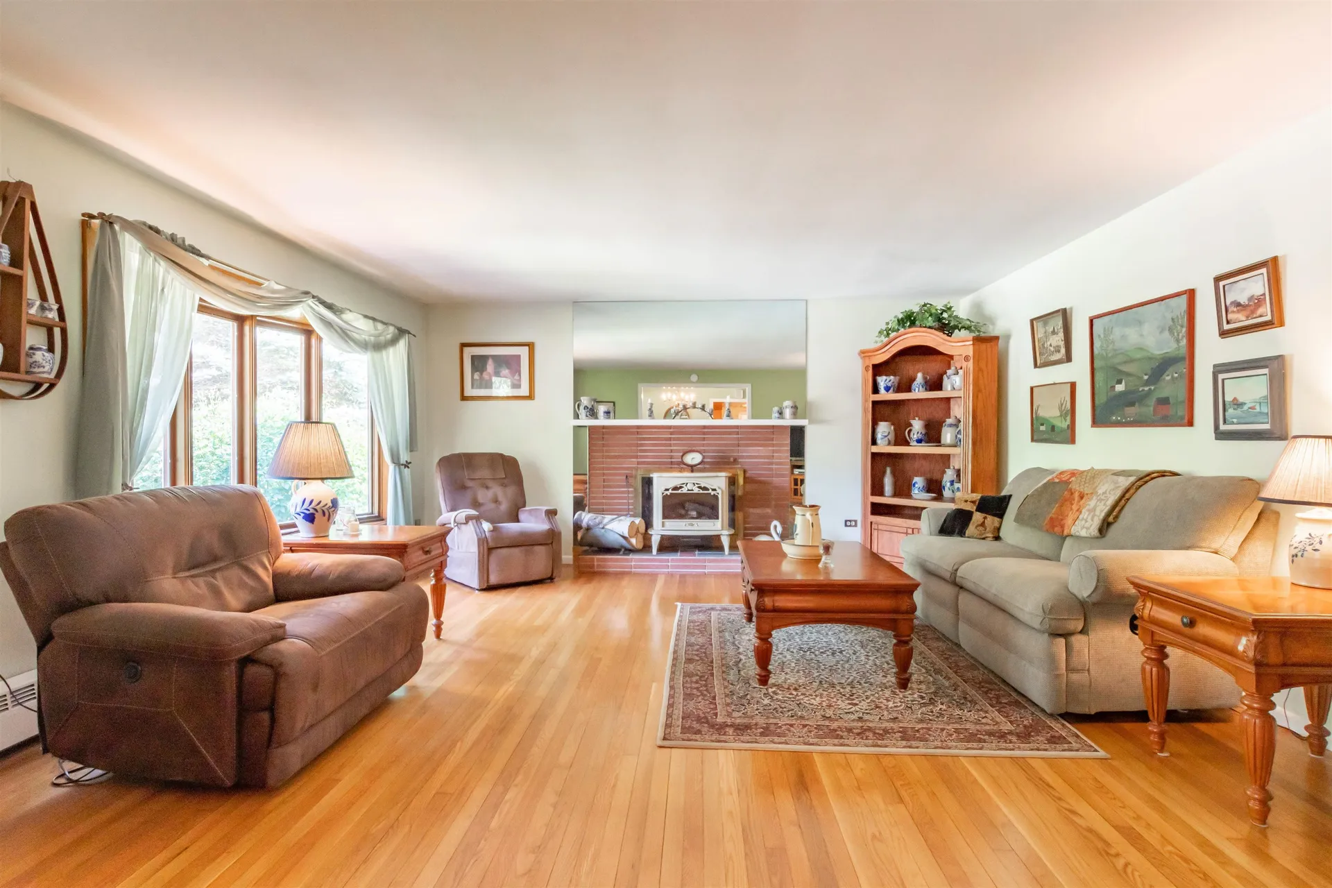 63 Montelona Road Goffstown NH 03045