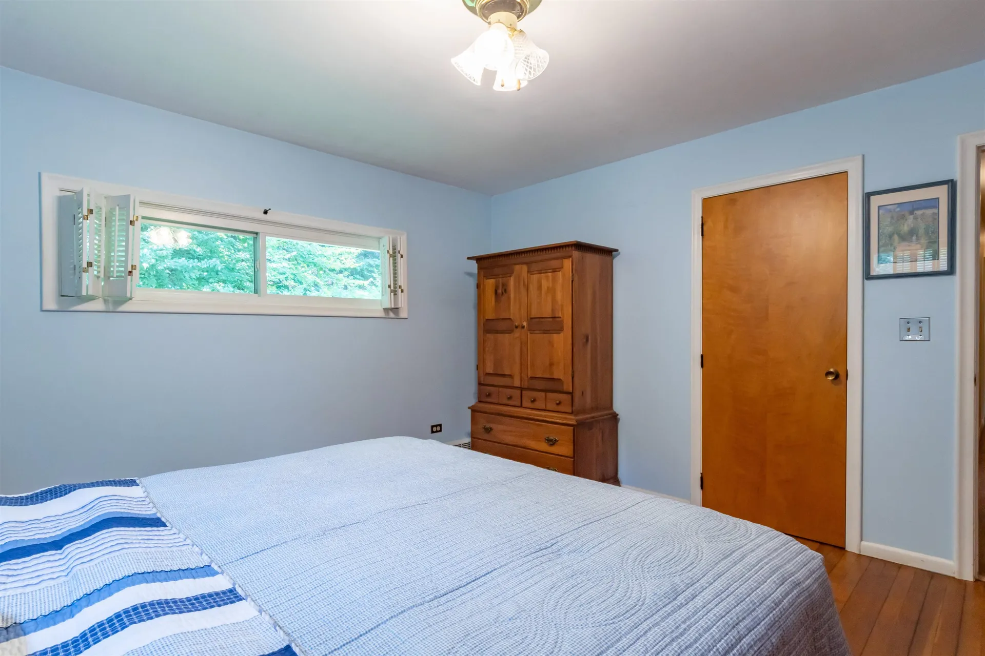 63 Montelona Road Goffstown NH 03045