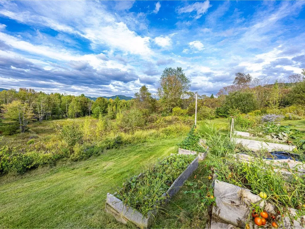128 Stonefence Road Richmond VT 05477