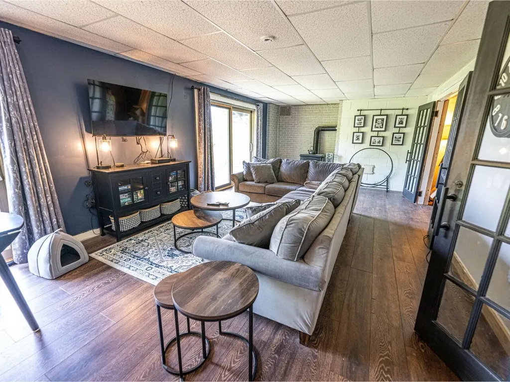 128 Stonefence Road Richmond VT 05477
