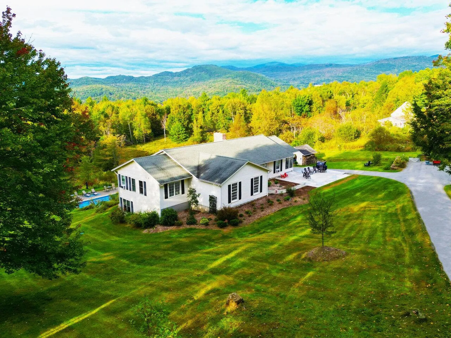 128 Stonefence Road Richmond VT 05477