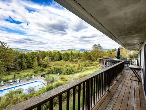 128 Stonefence Road Richmond VT 05477