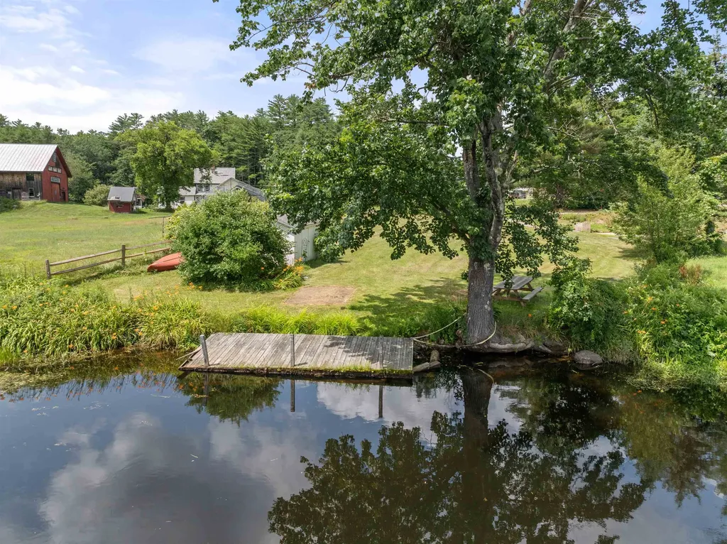 293 Main Street Alton NH 03809