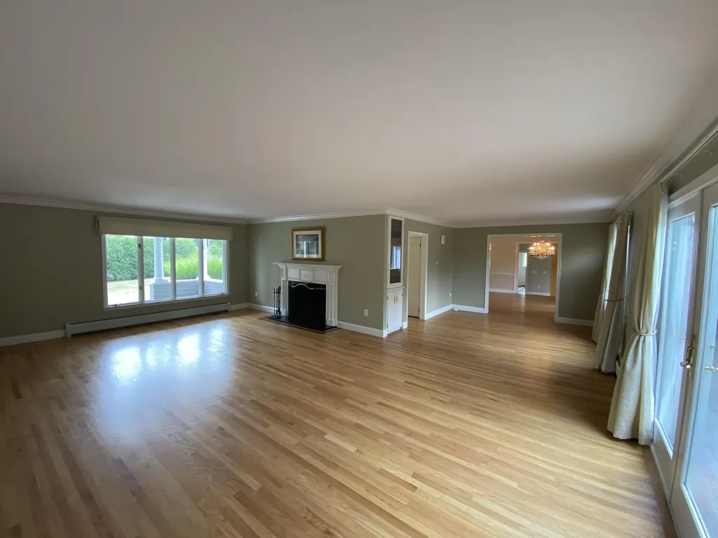 352 Pine Hill Road Hollis NH 03049