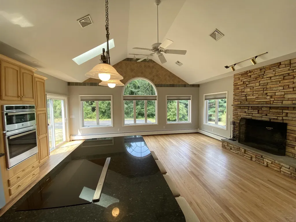 352 Pine Hill Road Hollis NH 03049