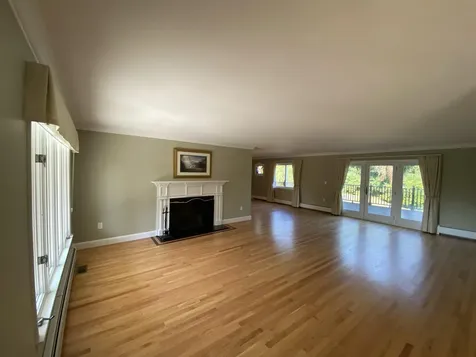 352 Pine Hill Road Hollis NH 03049