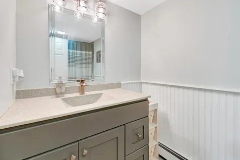 6 Hutchinson Drive Hampton NH 03842