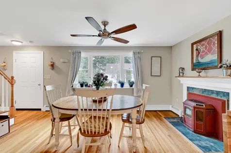 6 Hutchinson Drive Hampton NH 03842