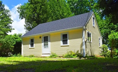 10 Simes Road Kingston NH 03848