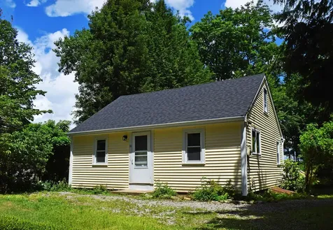 10 Simes Road Kingston NH 03848