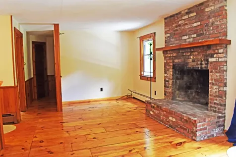 10 Simes Road Kingston NH 03848