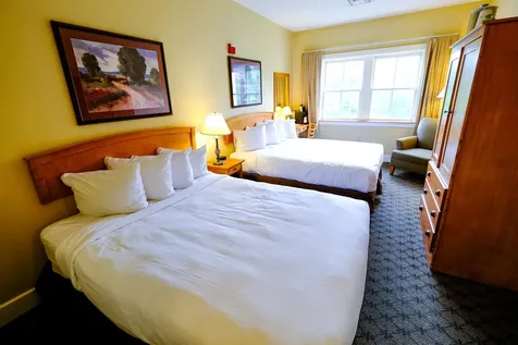 318/320 Qii Jackson Gore Inn Ludlow VT 05149