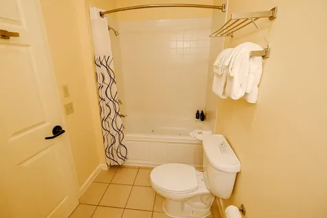 318/320 Qii Jackson Gore Inn Ludlow VT 05149