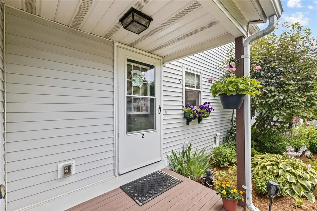 93 Hollow Creek Colchester VT 05446