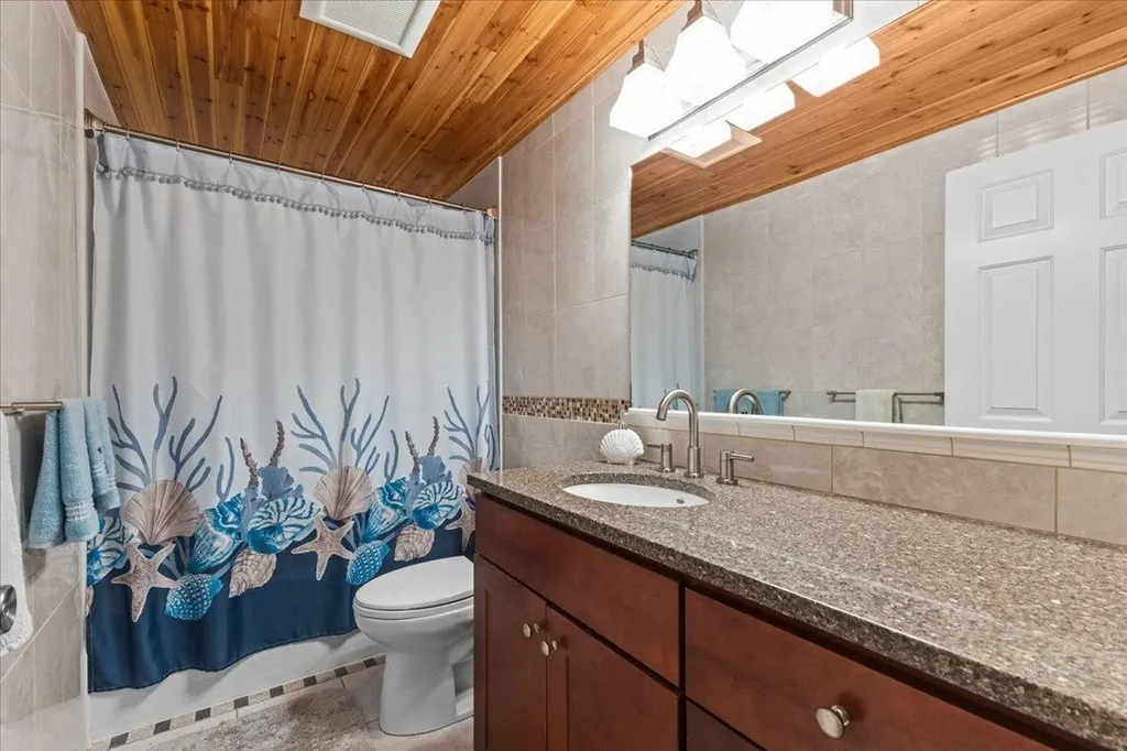 93 Hollow Creek Colchester VT 05446