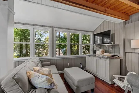 14 Farmington Road Alton NH 03810