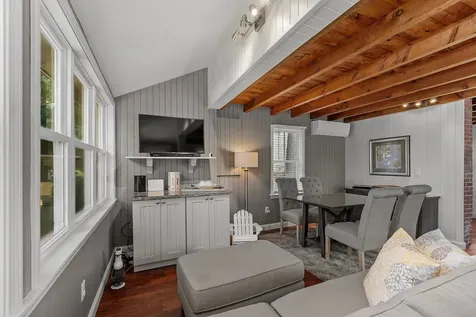 14 Farmington Road Alton NH 03810