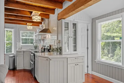 14 Farmington Road Alton NH 03810