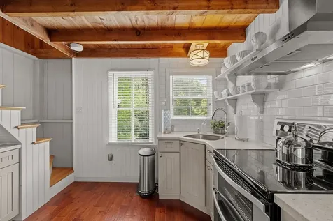 14 Farmington Road Alton NH 03810