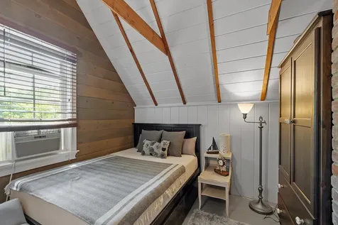 14 Farmington Road Alton NH 03810