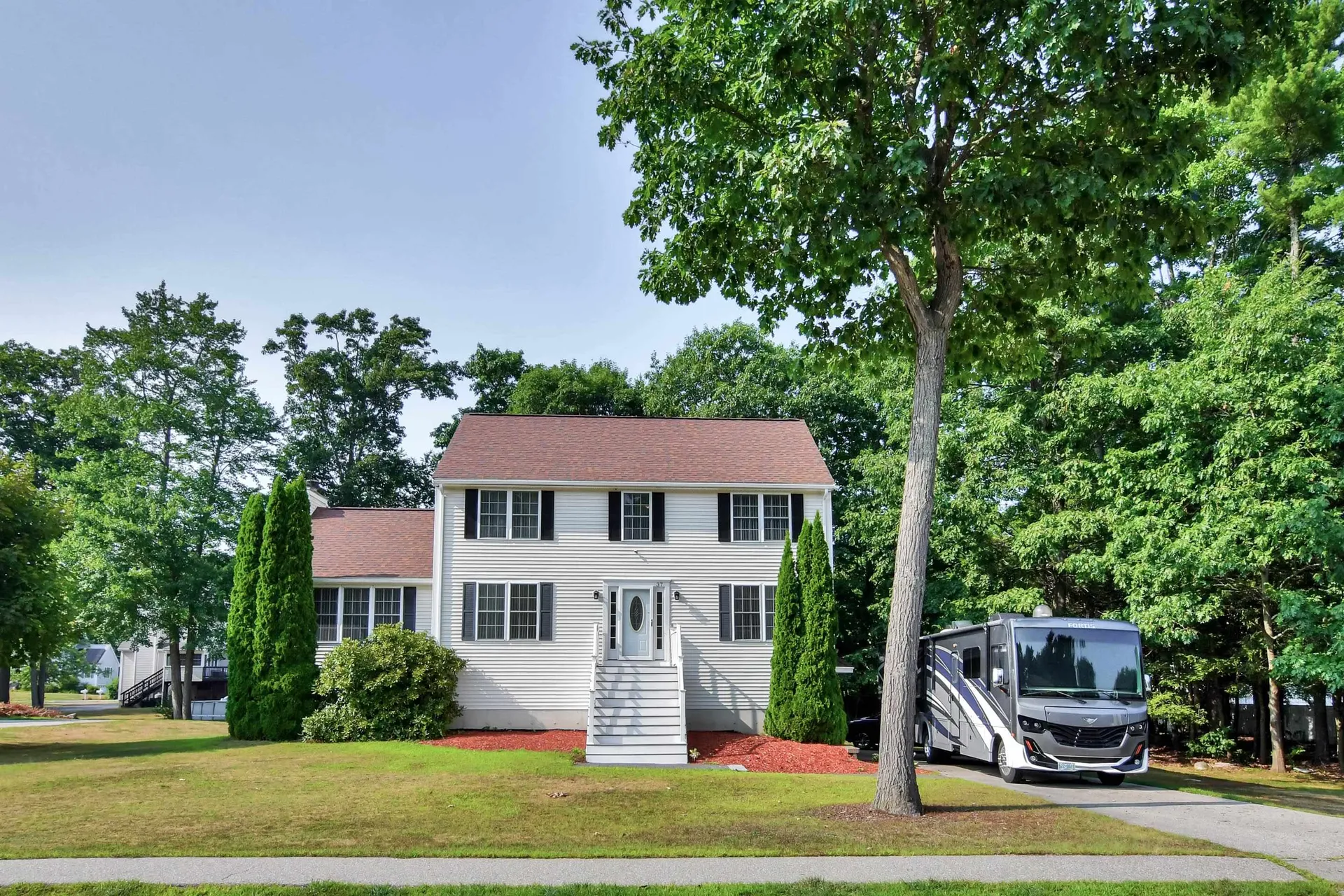 37 Border Winds Avenue Seabrook NH 03874