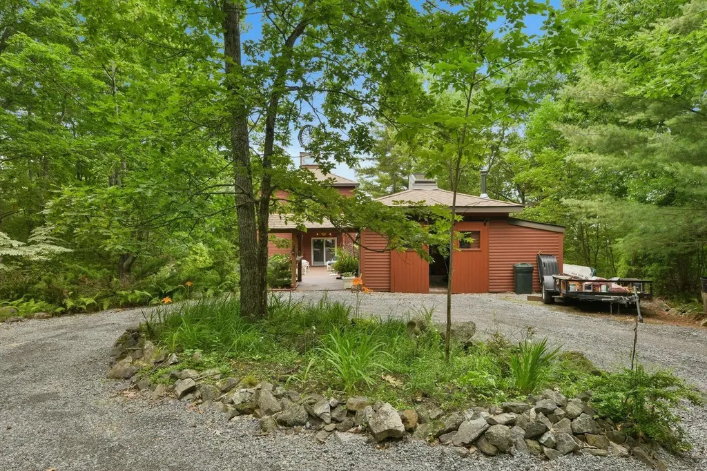 906 Shedd Hill Road Stoddard NH 03464