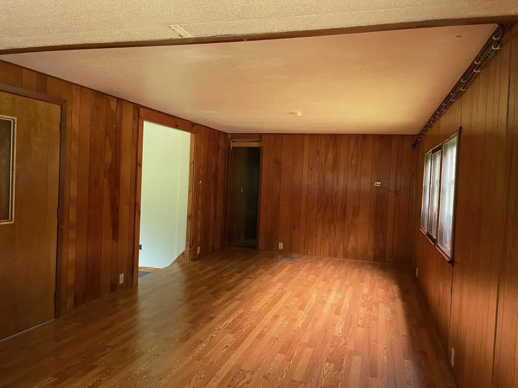 386 West Farms Road Canaan NH 03741