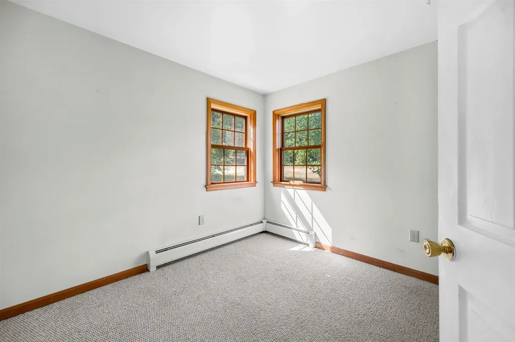 2707 Vt Route 14 Calais VT 05650