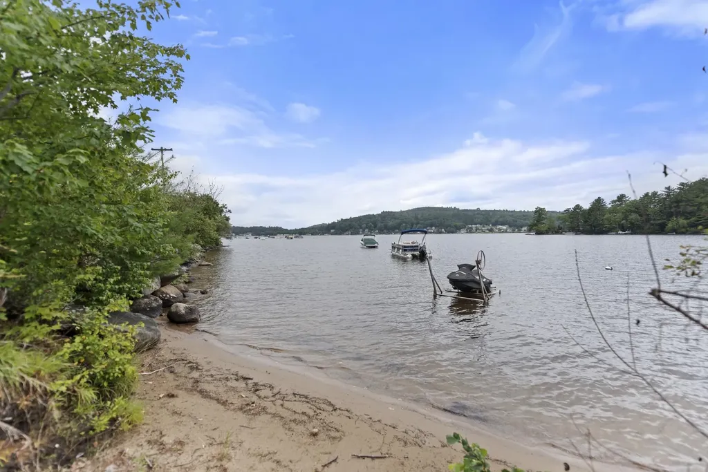 1650 Lake Street Bristol NH 03222